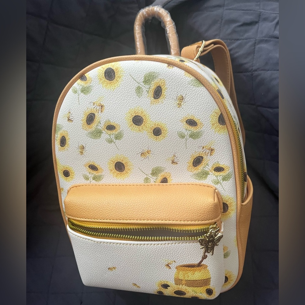 Hot Topic - Honeycomb Mini Backpack